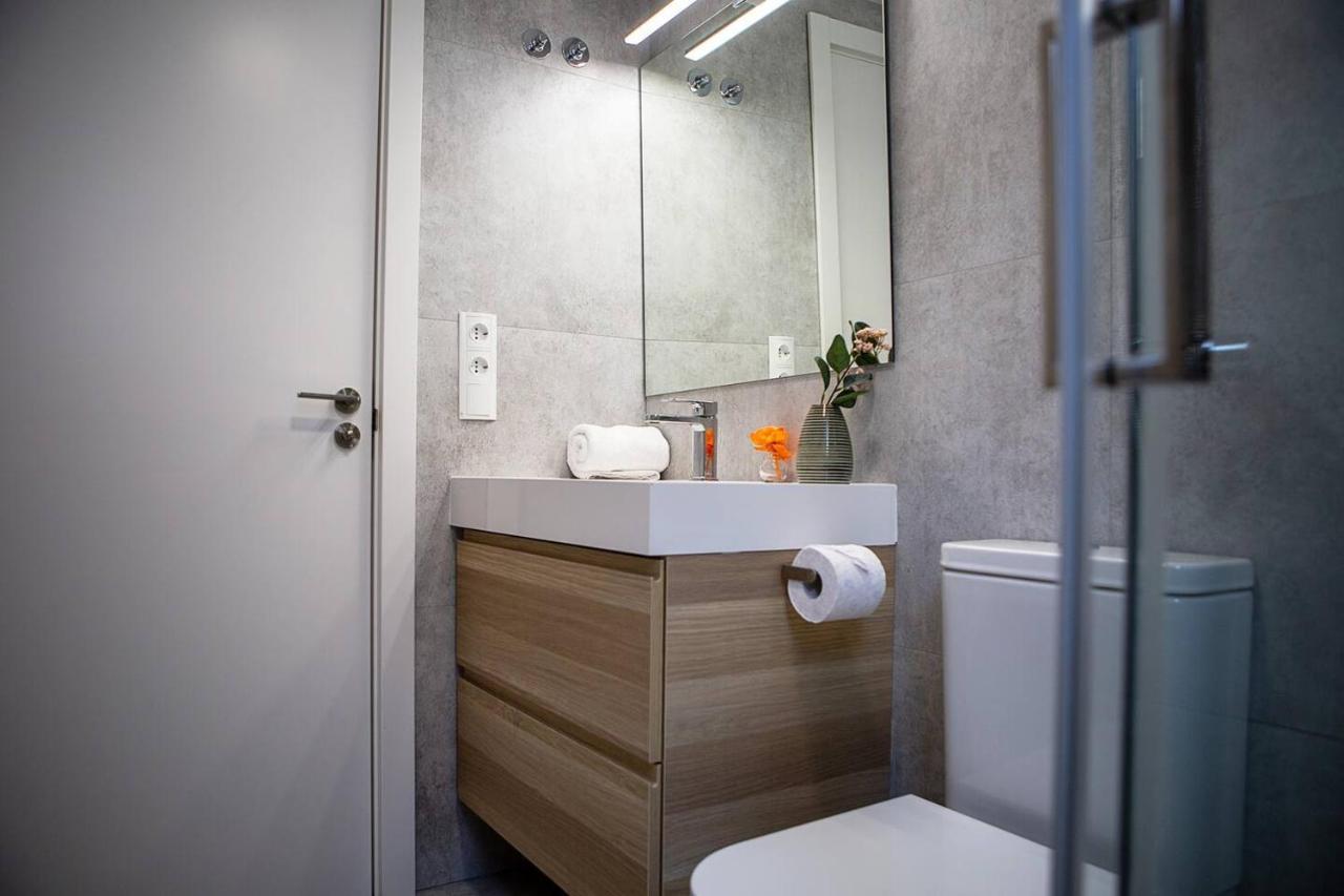Charming Ribera Del Manzanares Madrid Apartment Exterior photo
